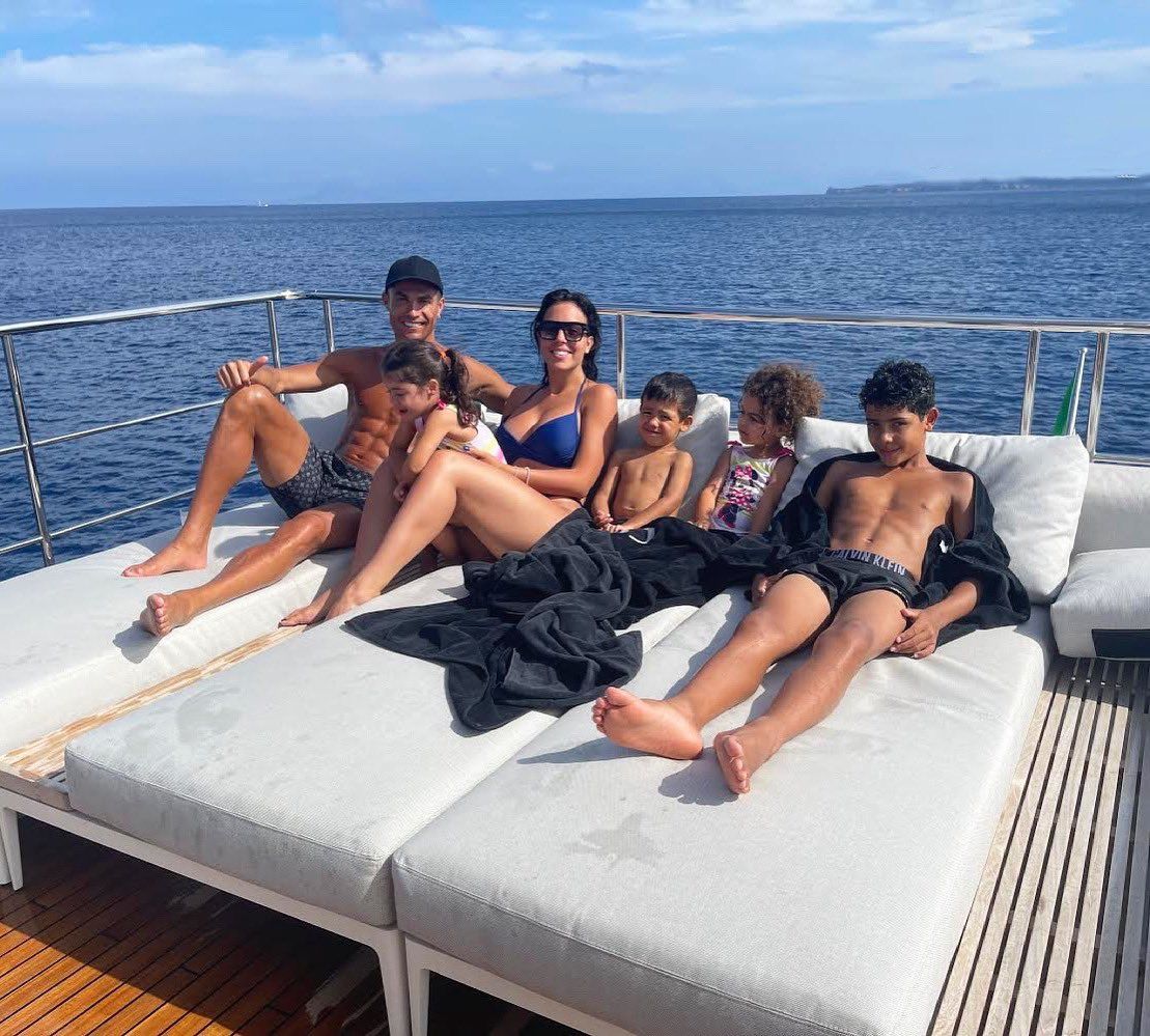 Cristiano Ronaldo Family Picture