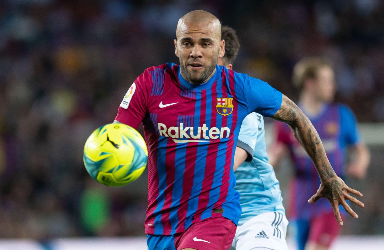 Dani Alves Barcelona Contract