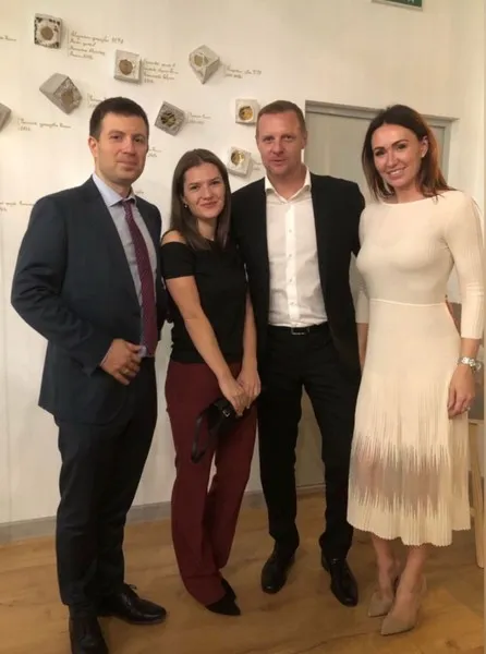 Екатерина и Вячеслав Малафеевы на презентации нового офиса