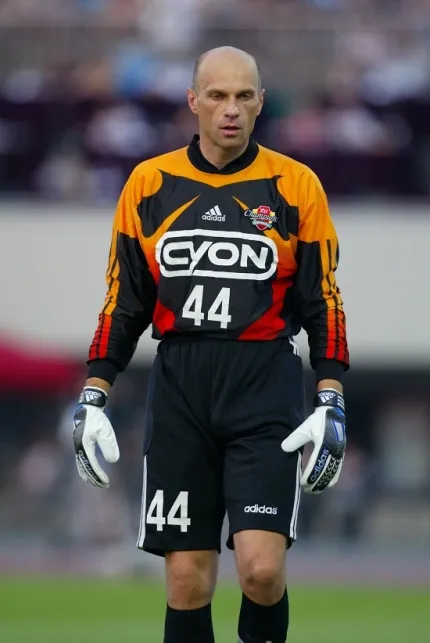 Валерий Сарычев