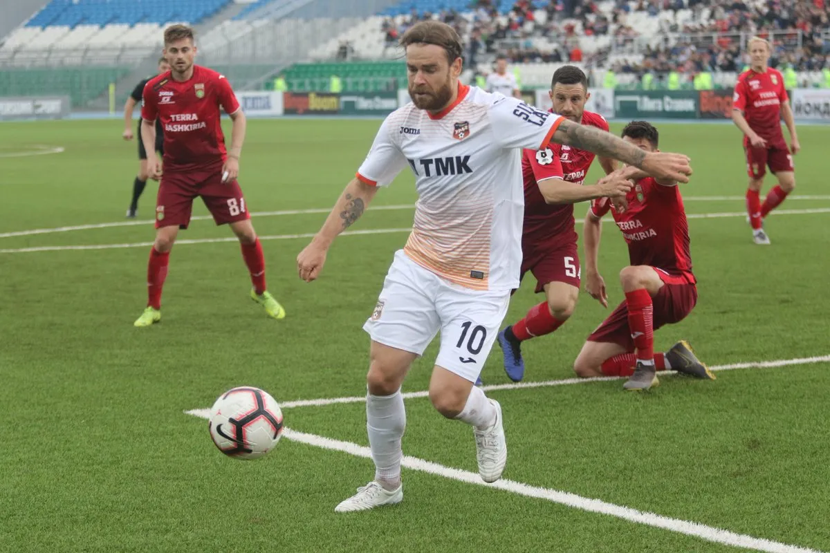 «Уфа» забила четыре гола «Уралу»