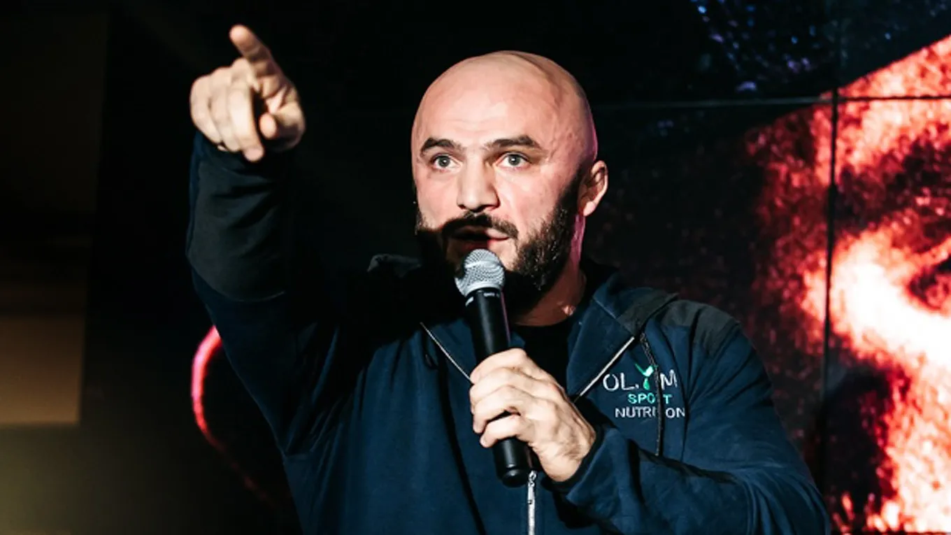 Магомед Исмаилов – Артем Фролов: 27.09.2019. Прогноз Романа Мазурова