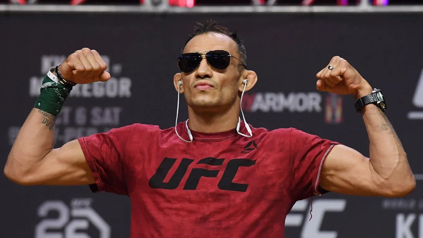 Полный кард турнира UFC 249: Фергюсон – Гэтжи, Олейник – Вердум и другие бои