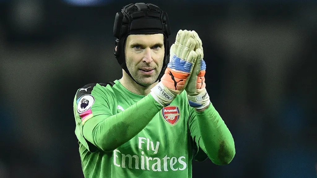 petr-cech-arsenal-2017_1a44avfjm8fte1r5gdrbf7plfi.jpg