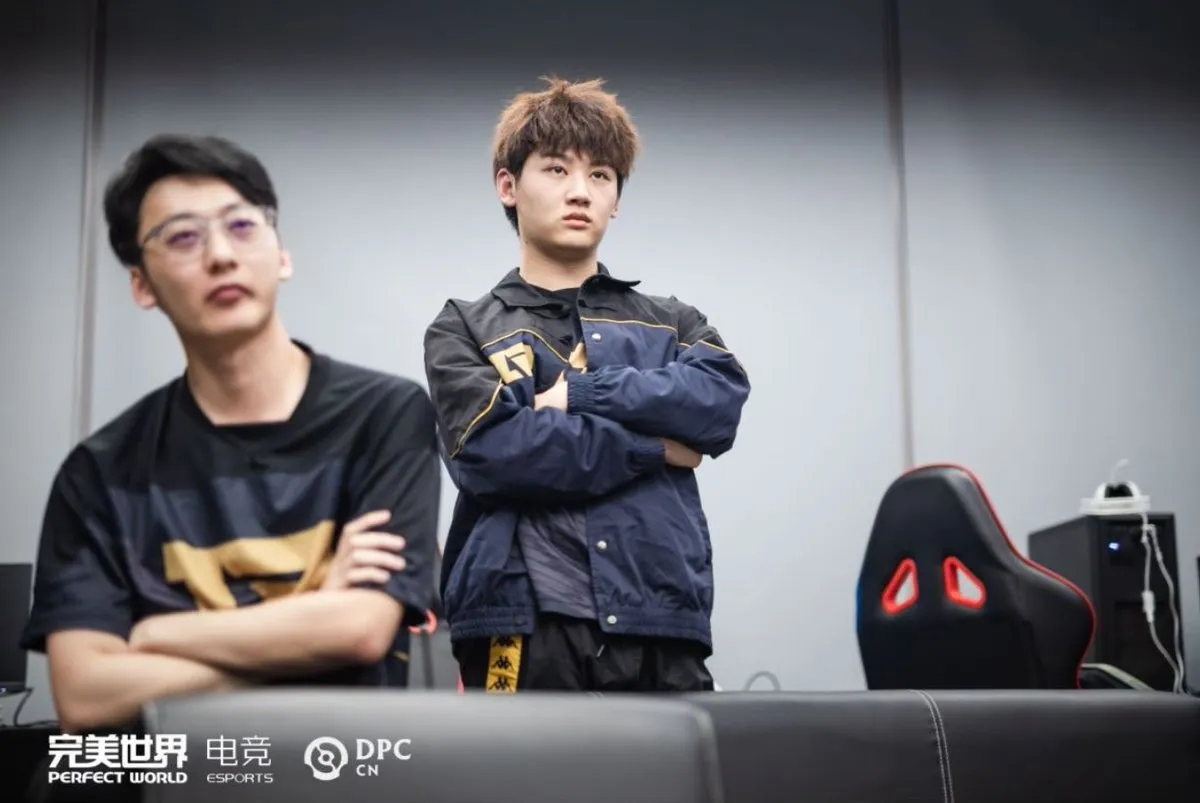 god-king shzl