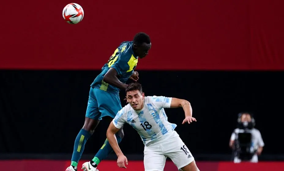 Эсекьель Понсе в матче с Австралией