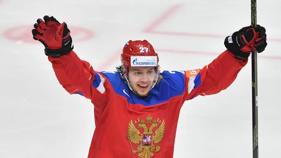 Артемий Панарин