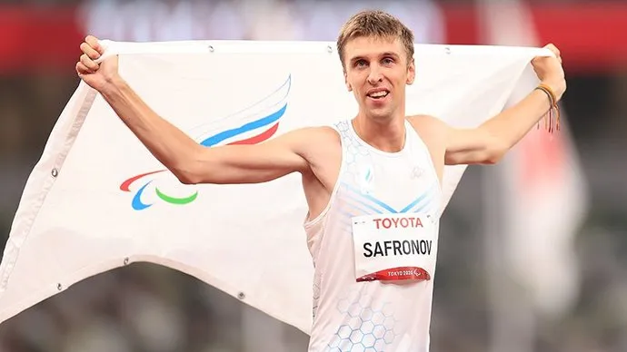 Дмитрий Сафронов