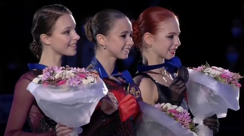 Анна Щербакова, Камила Валиева и Александра Трусова