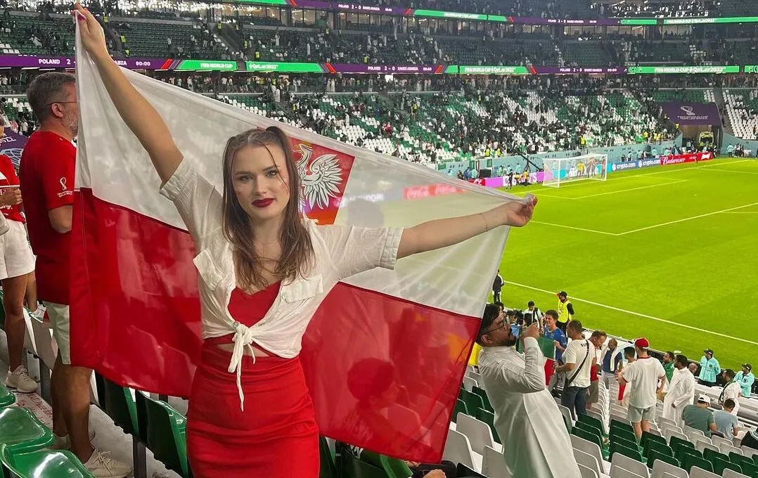 Болельщица из Польши