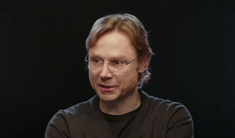 Валерий Карпин