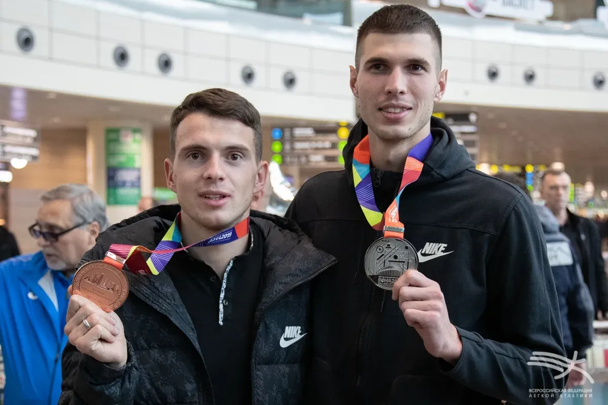 Илья Иванюк и Михаил Акименко