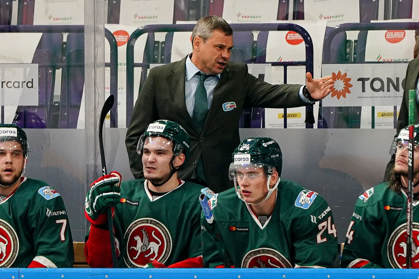 Дмитрий Квартальнов