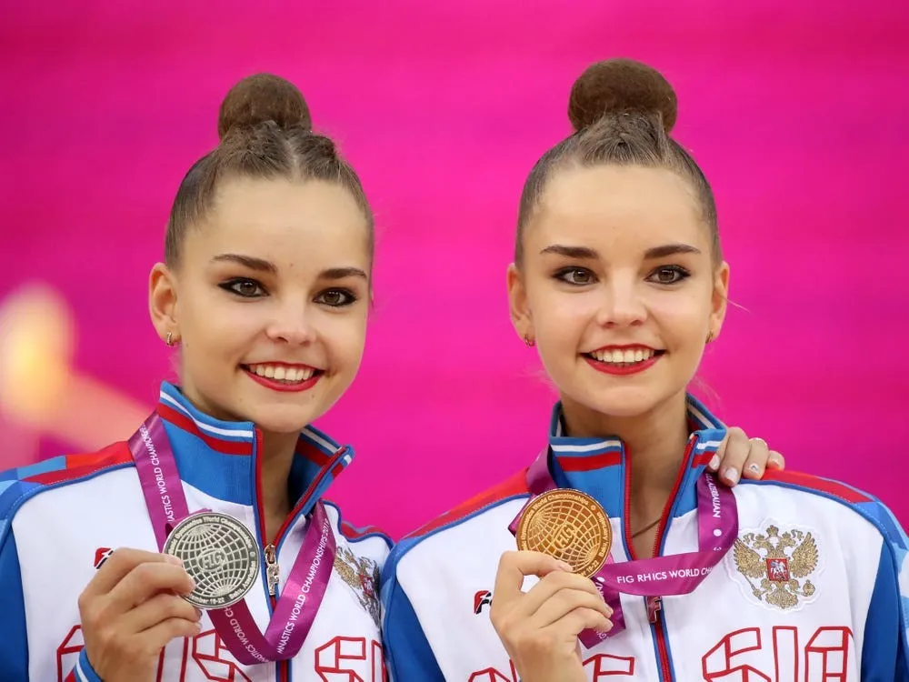 Сёстры Дина и Арина Аверины