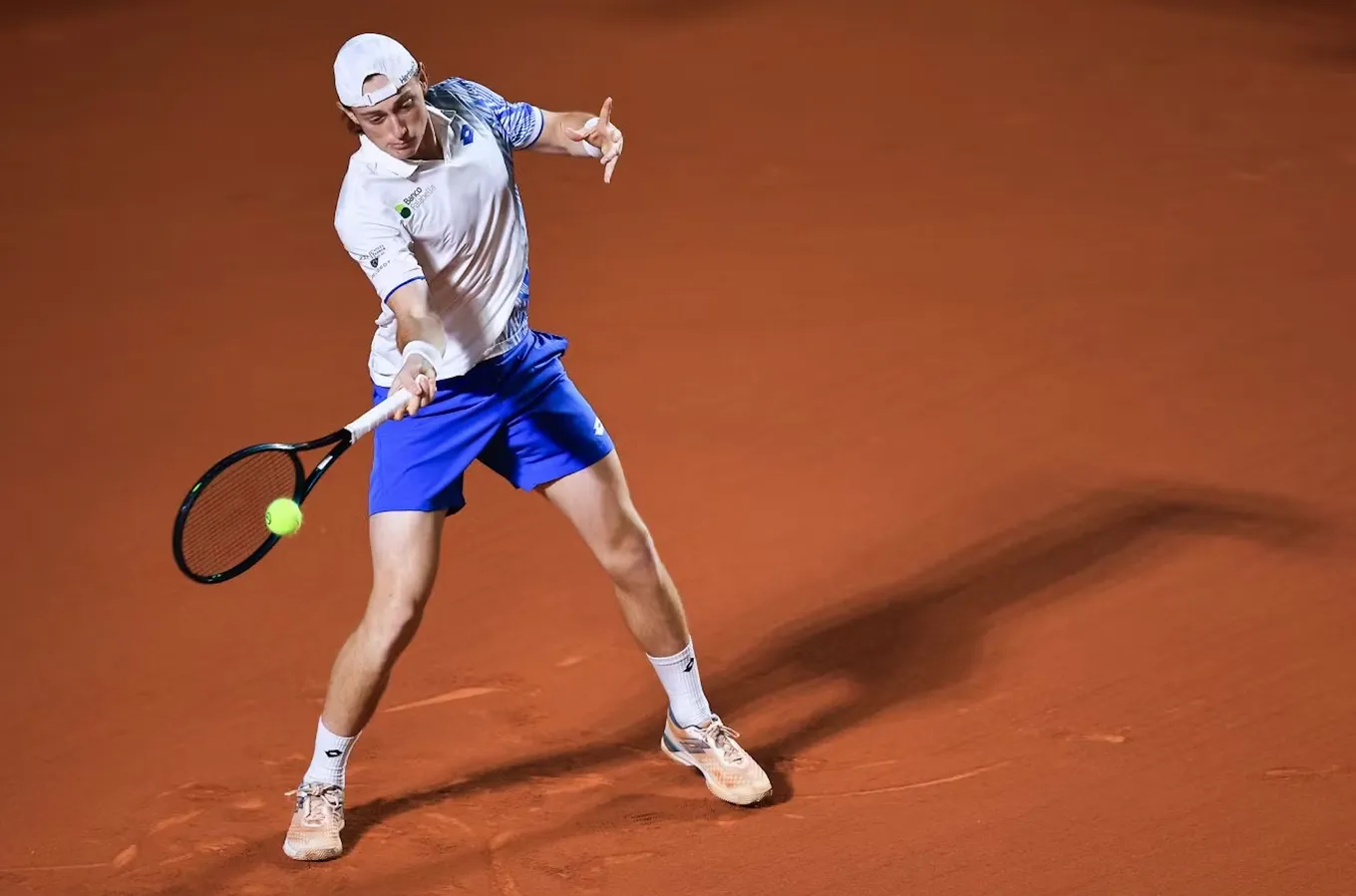 Уолтон – Бусе прогноз и ставки на матч ATP Цинциннати 16 августа 2026 года