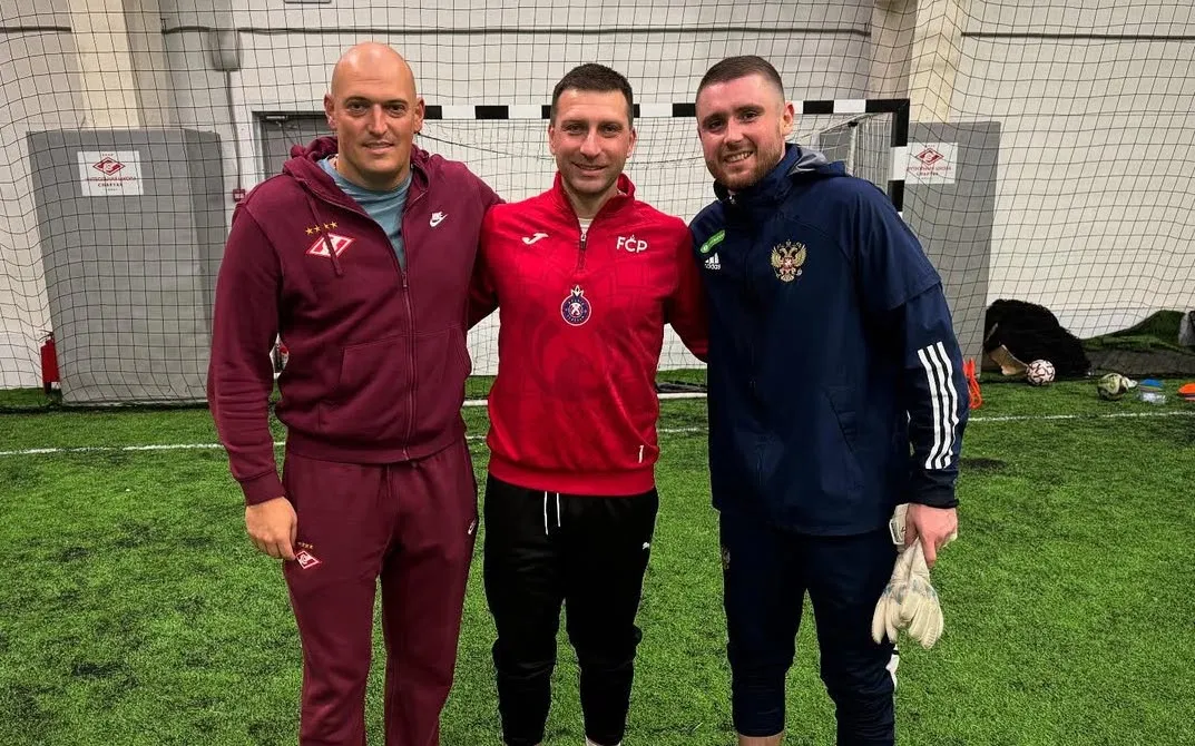 Давид Юрченко и Александр Селихов, соцсети вратарской школы «Top Keeper»