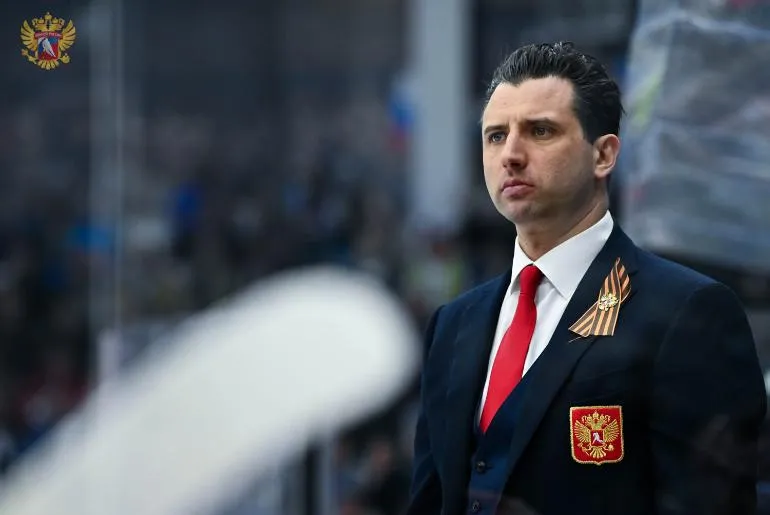 Главный тренер сборной «Россия 25» Роман Ротенберг / Фото: ФХР
