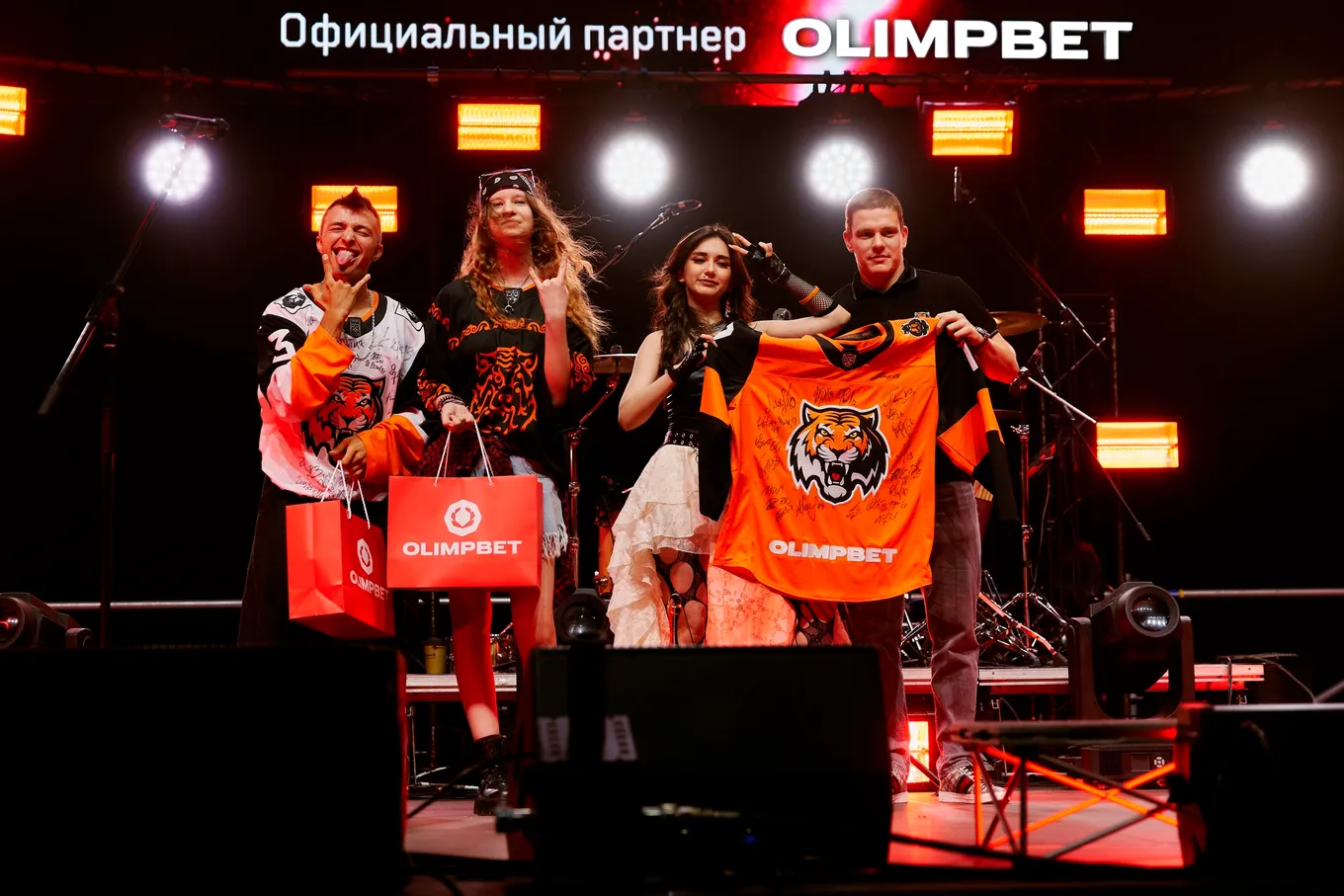 AMUR OLIMPBET FEST: праздник хоккея и рока в Хабаровске