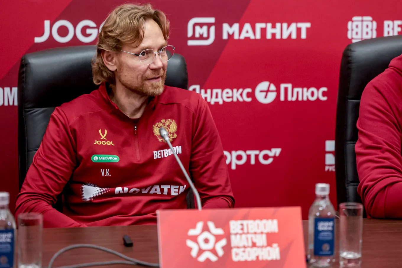 Валерий Карпин