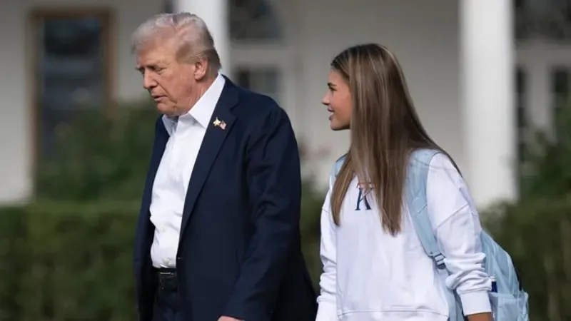 Дональд Трамп с внучкой