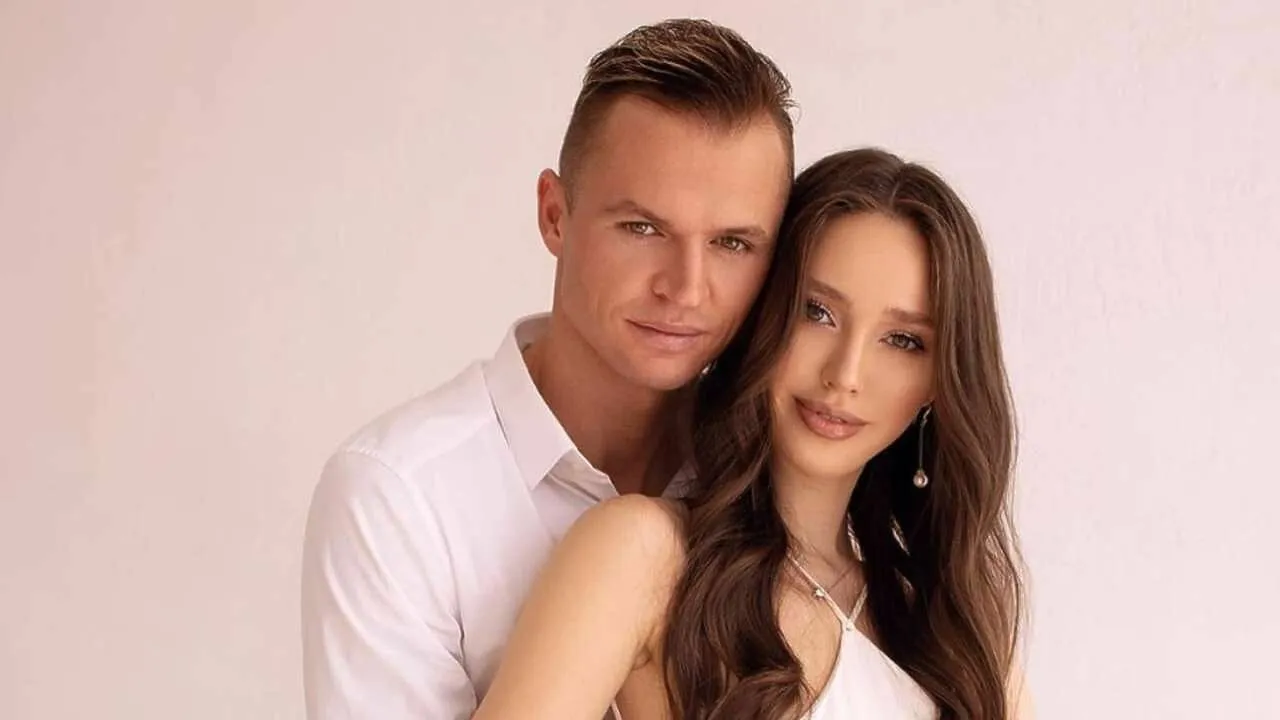 Дмитрий Тарасов и Анастасия Костенко