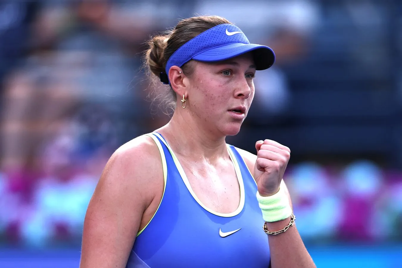 Йович – Анисимова прогноз и ставки на матч WTA Лондон 12 июня 2026 года