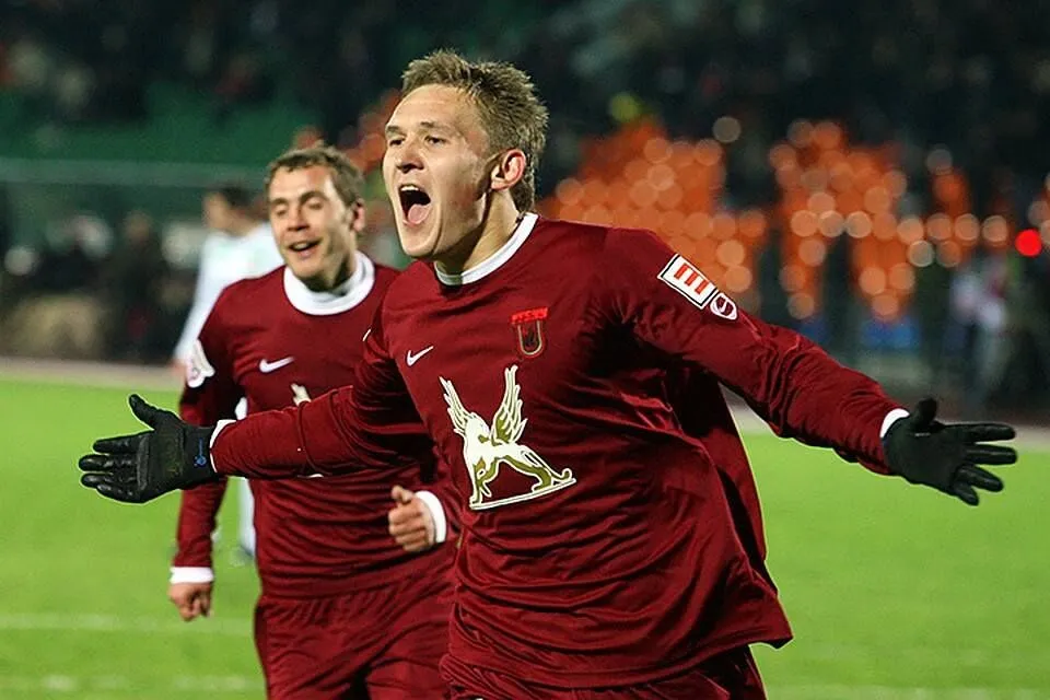 Александр Бухаров