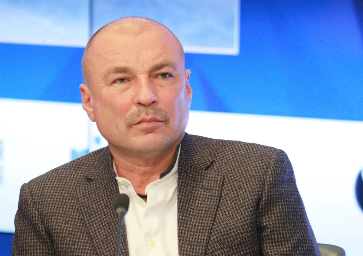 Александр Жулин