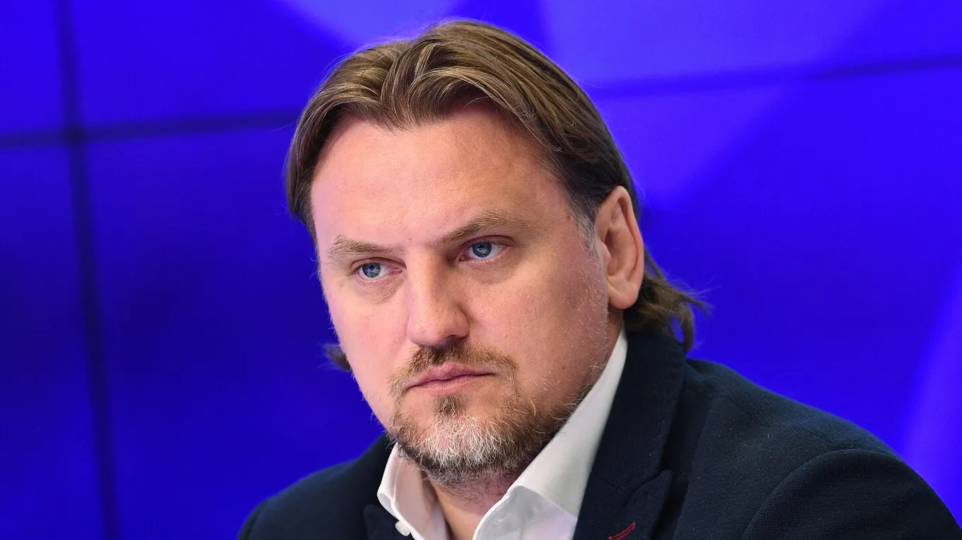 Булыкин: в сборной нужно сначала выпускать основу, а потом молодых, но у нас выбрали другую тактику