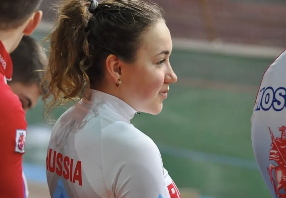 Яна Бурлакова