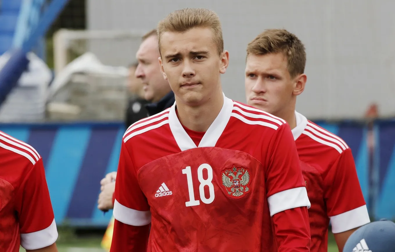 Игроки сборной России U17 в матче с молодёжкой «Чертаново». Фото: Александр Любарский / РФС