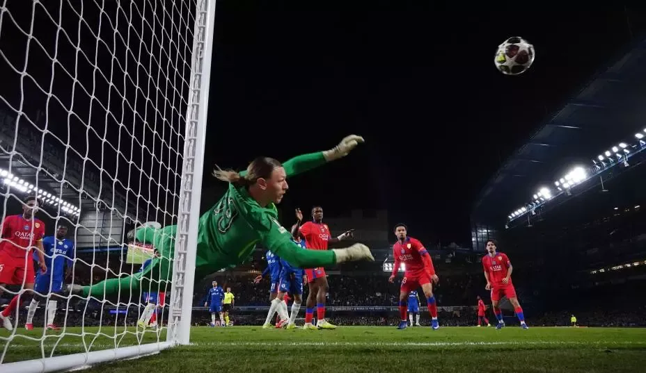 Сейв Сафонова / uefa.com