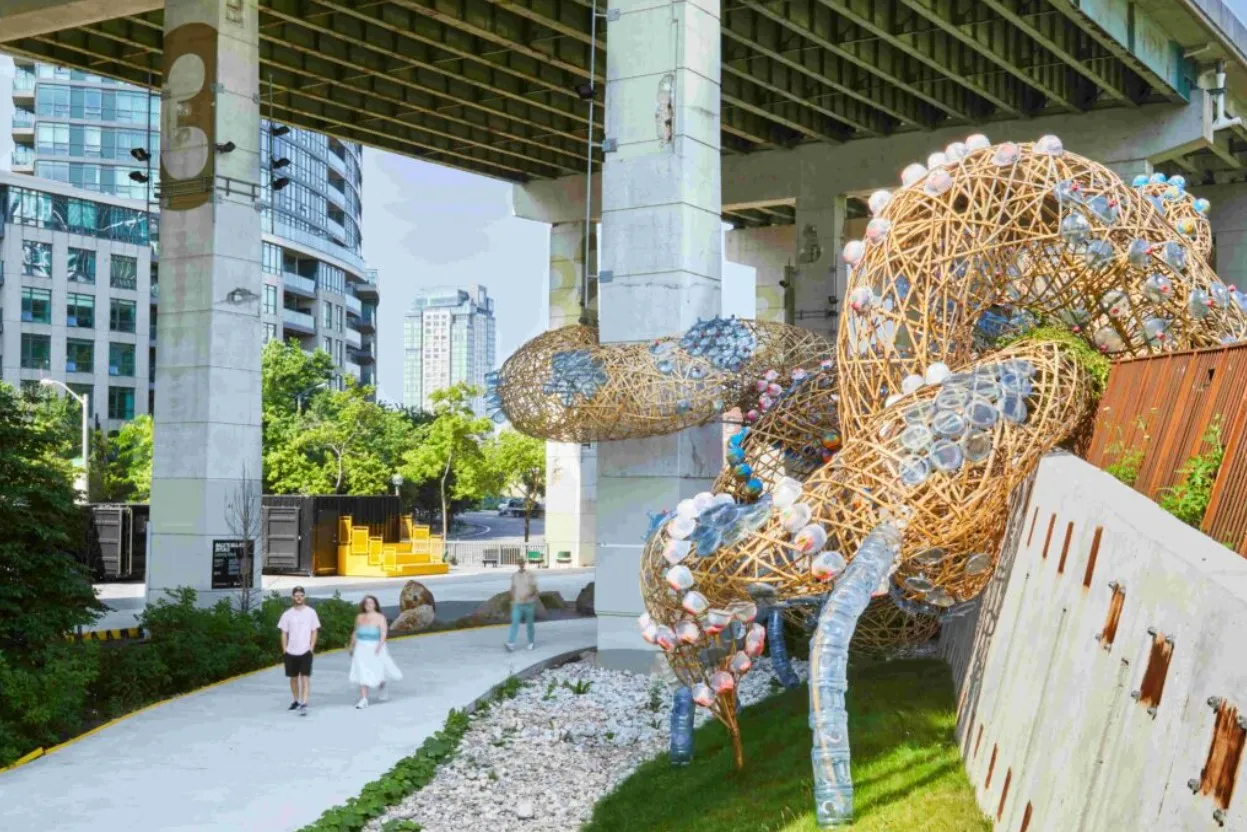 Общественное пространство The Bentway