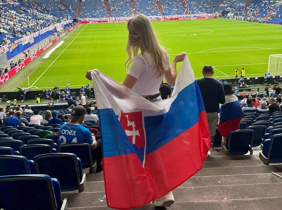 Болельщица Словакии
