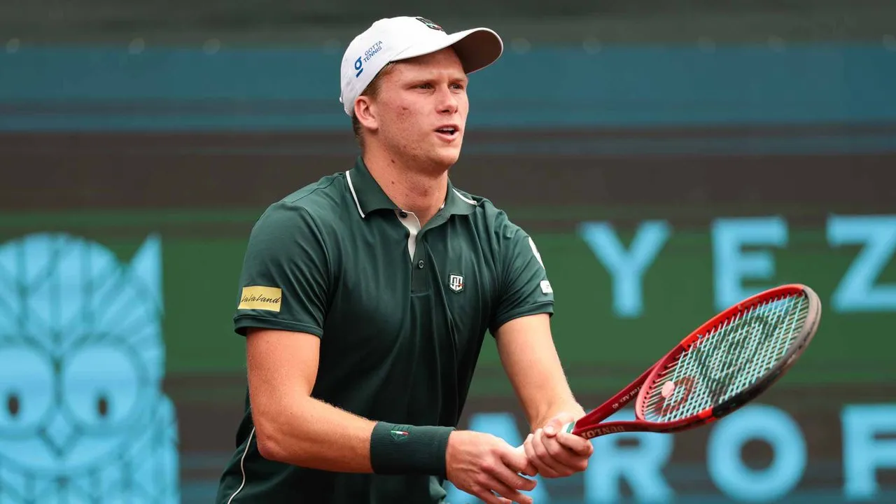 Фария – Бруксби прогноз и ставки на матч ATP Цинциннати 15 августа 2026 года