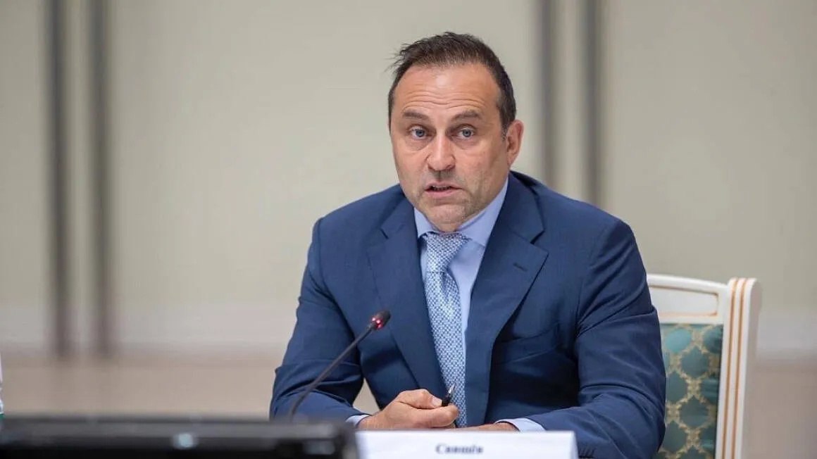 Дмитрий Свищев