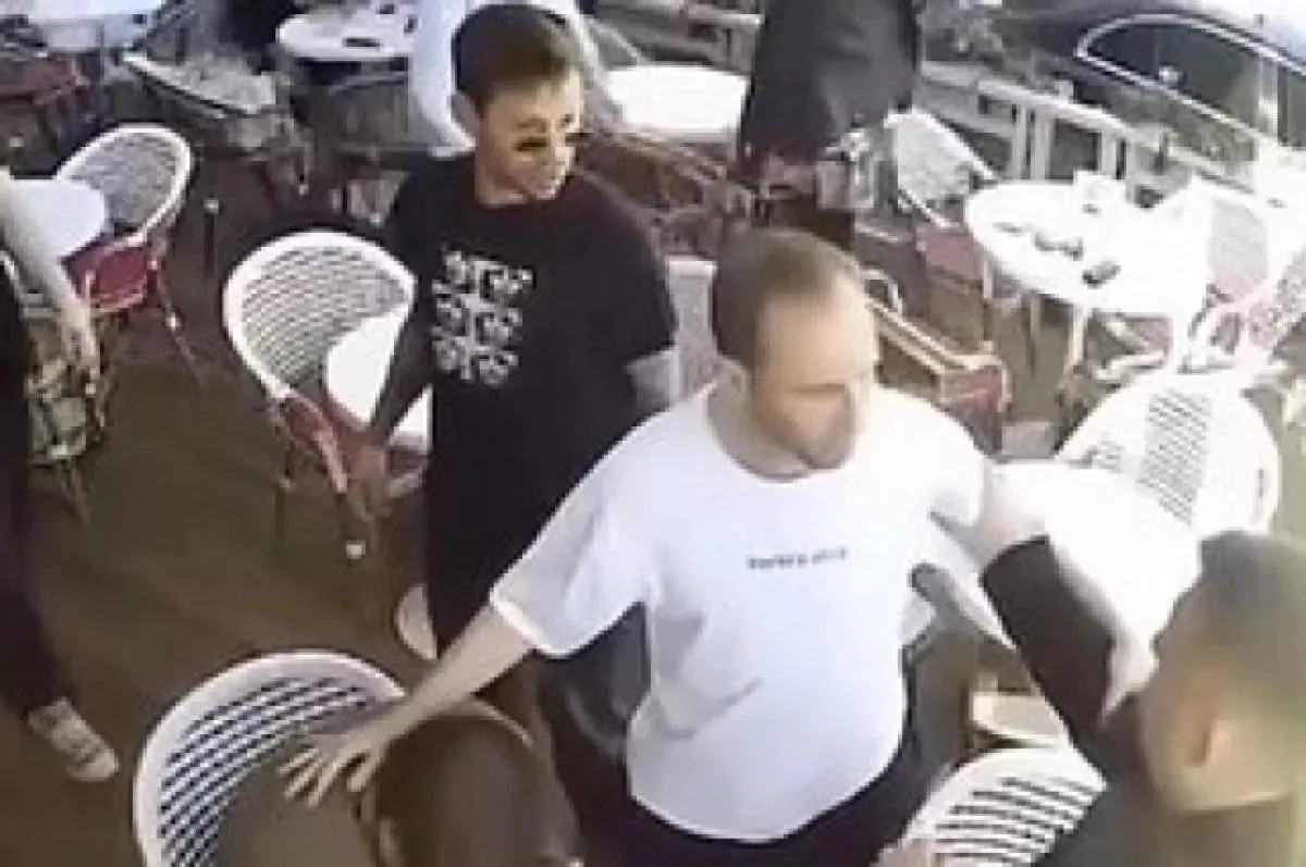 Кадры с видеокамер наблюдения