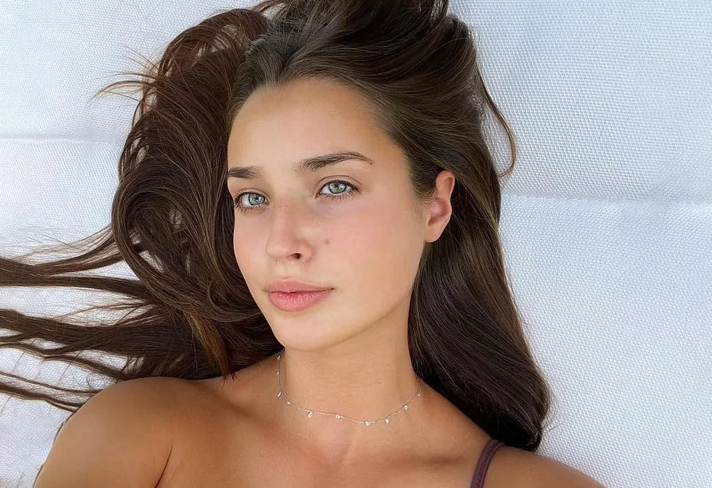 Эстель Бенке
