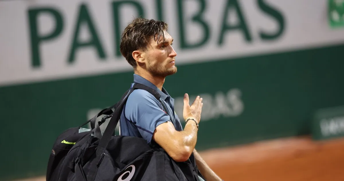Коллиньон – Вашеро прогноз и ставки на матч ATP Гштаад 17 июля 2026 года