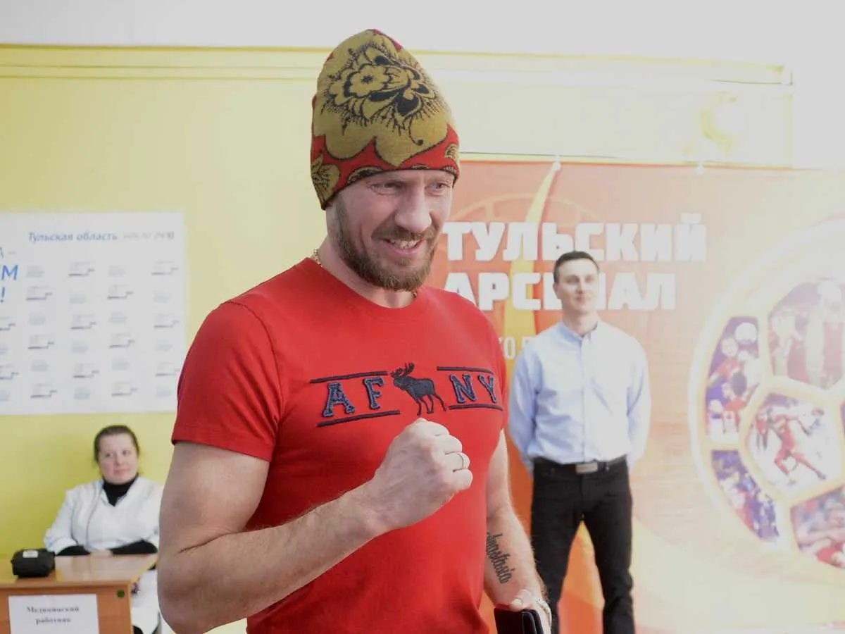 Роман Костомаров
