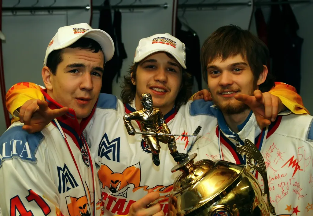 Даниил Апальков (слева). Фото: Сергей Терентьев/mhl.khl.ru