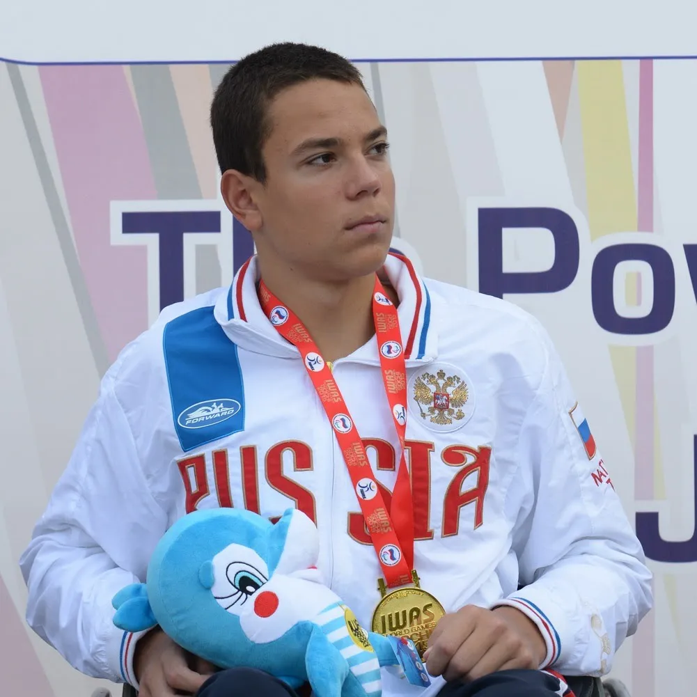Роман Жданов