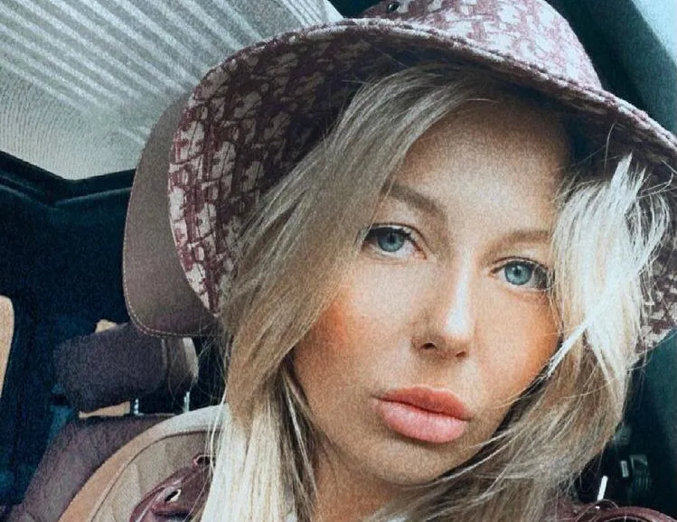 Жена Семенова