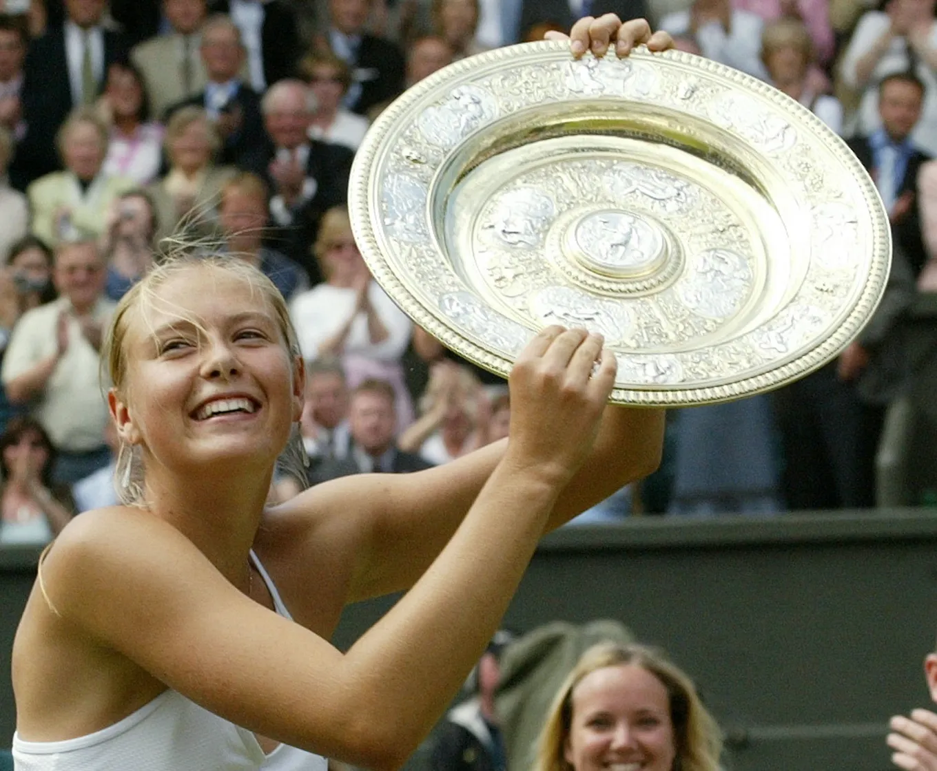 17-летняя Мария Шарапова на Уимблдоне-2004