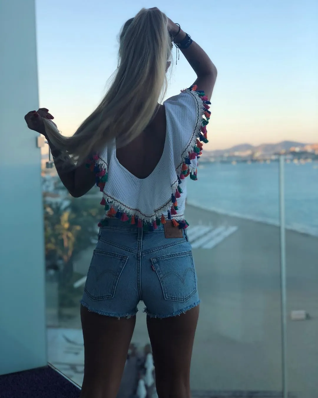 Лорена Манас
