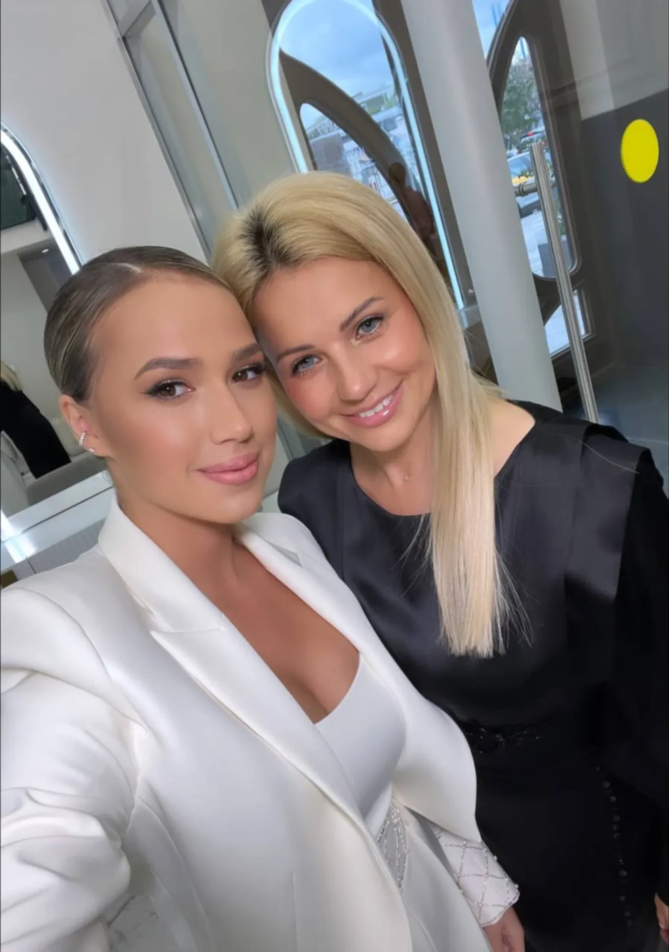 Алина Загитова с мамой Лейсан