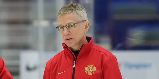 Российский хоккеист Николишин рассказал об ироничном ответе Ларионова канадскому тренеру