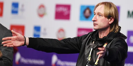 Плющенко сравнил российских фигуристов с солдатами
