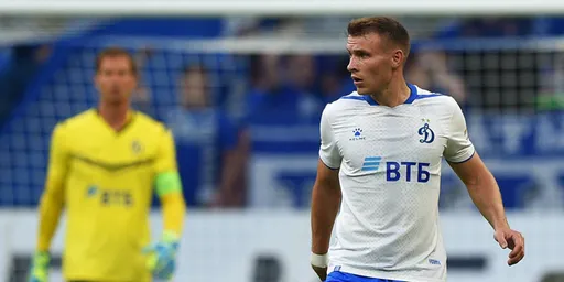 Защитник «Динамо» Паршивлюк сравнил Шварца и Карпина