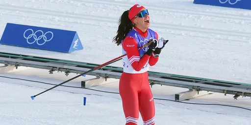 Олимпийская чемпионка Степанова тренируется отдельно от сборной России по лыжным гонкам
